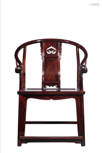大红酸枝螭龙头纹圈椅