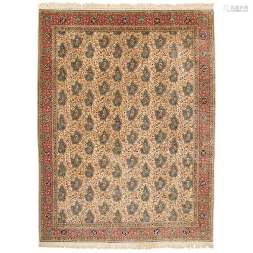 TABRIZ STYLE CARPET MID/LATE 20TH CENTURY