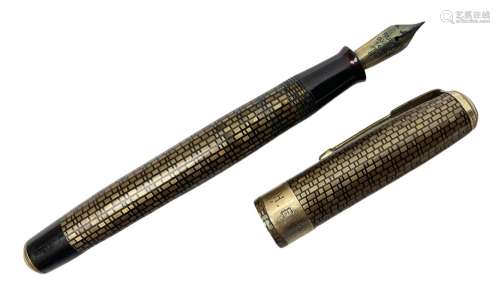 Parker Duofold fountain pen with 14K gold nib