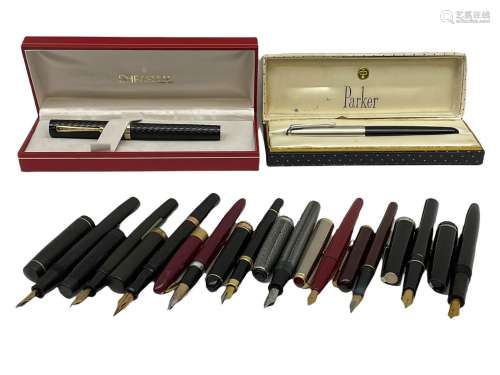 Six fountain pens with gold nibs to include Sheaffer