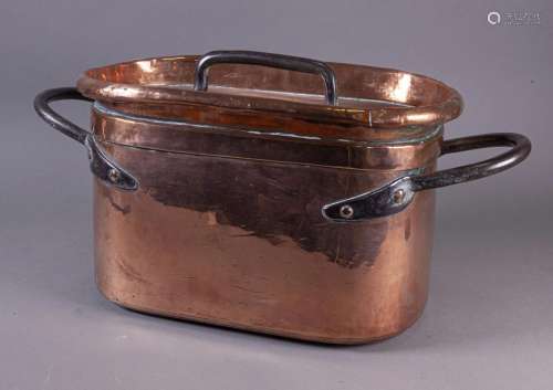 Braisière en cuivre<br />
XIXe siècle