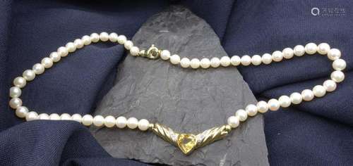 PEARL-CHAIN / COLLIER