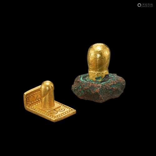 . Two gold lingams Khmer, 7th-12th century | 高棉 七至十二世...