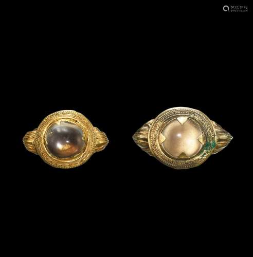 . Two ring-shaped gold ornaments Khmer, 7th - 12th century |...
