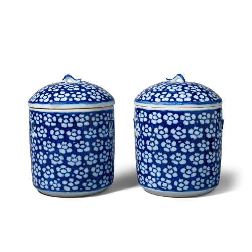 A PAIR OF BLUE AND WHITE COVERED JARS  19th century