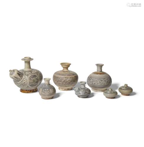 A GROUP OF SEVEN UNDERGLAZE-BROWN-DECORATED VESSELS Thailand...