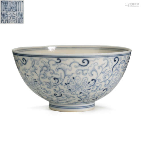 CHINESE, QING DYNASTY DAOGUANG YEAR LIGHT-DRAWN BLUE AND WHI...