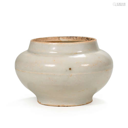 CHINESE PORCELAIN HUTIAN WARE JAR, SONG DYNASTY