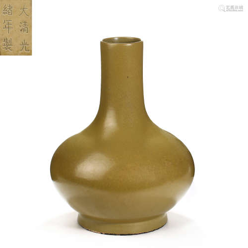 CHINESE, QING DYNASTY TEA GLAZED WATER CHESTNUT BOTTLE, GUAN...