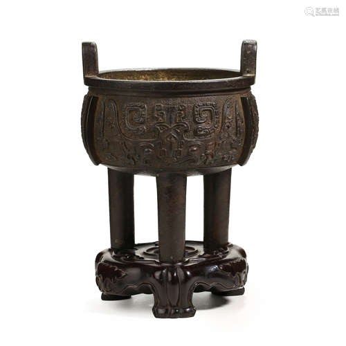 CHINESE BRONZE ANIMAL FACE PATTERN DING-STYLE FURNACE, MING ...