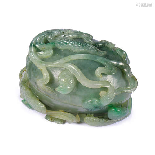 CHINESE JADEITE FLOWER FISH PATTERN POWDER BOX, QING DYNASTY