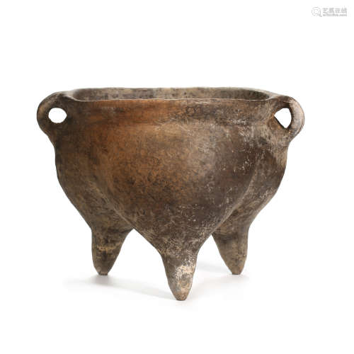 CHINESE POTTERY MANE DING, HONGSHAN CULTURE