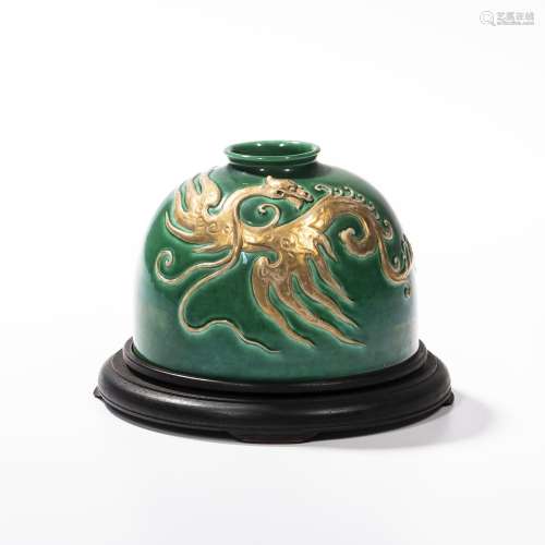 Gilt-decorated Apple Green-glazed Water Coupe
