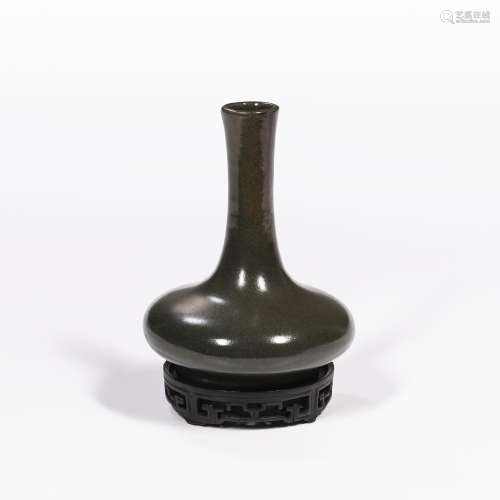 Teadust-glazed Bottle Vase