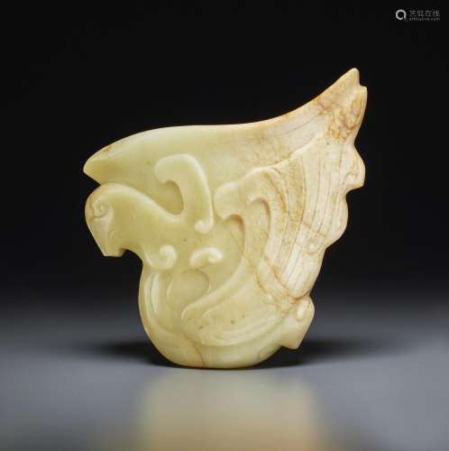 A YELLOW AND BEIGE JADE RHYTON, GONG