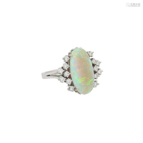 Ring mit feinem Crystalopal