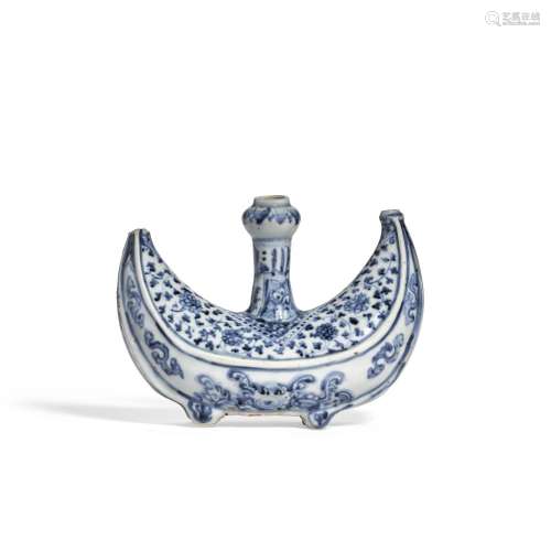 A BLUE AND WHITE CRESCENT-SHAPED FLASK
