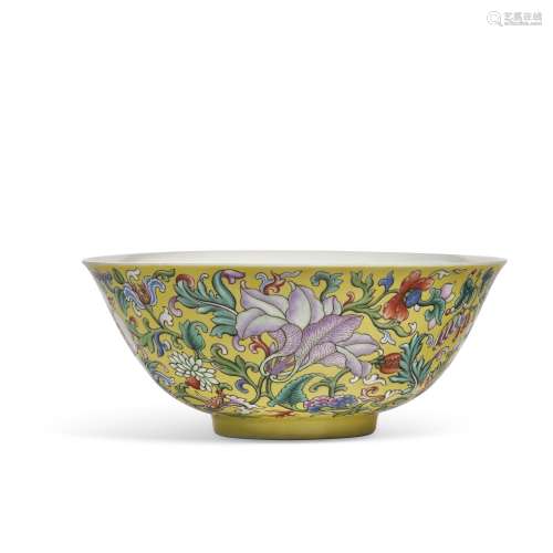 A RARE AND FINELY ENAMELED FAMILLE ROSE YELLOW-GROUND BOWL