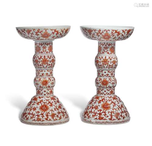 A PAIR OF IRON RED-DECORATED ALTAR PEDESTAL DISHES