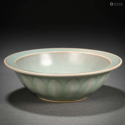 SONG DYNASTY CELADON PETAL BOWL