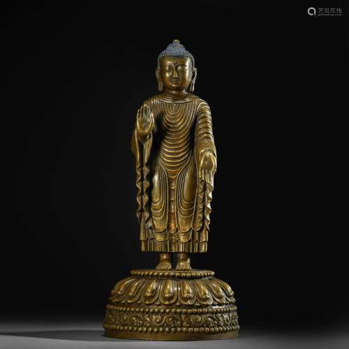 THE GILT-GILT STATUE OF SAKYAMUNI IN THE QING DYNASTY