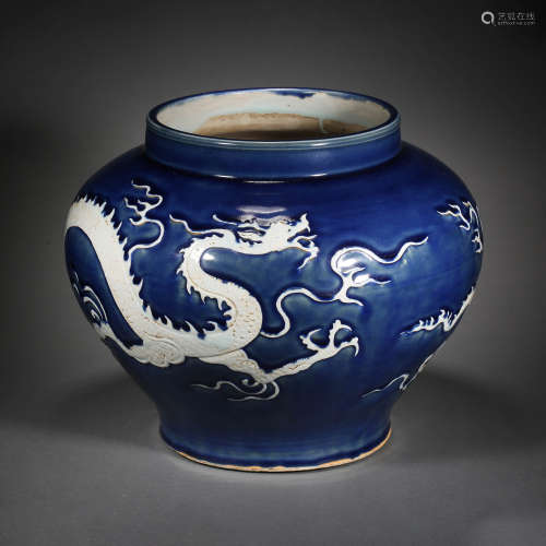 CHINESE MING DYNASTY BLUE-GLAZED DRAGON JAR