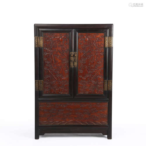 QING DYNASTY RED SANDALWOOD AND ROSEWOOD CABINET