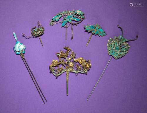 Six Kingfisher Feather and Enamel Embellished Hairpins