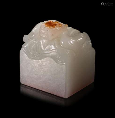 A Carved White Jade Seal