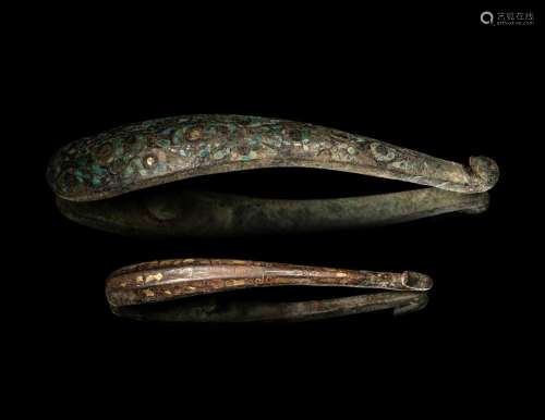 Two Inlaid Bronze Garment Hooks, Daigou