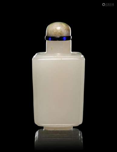 A Pale Celadon Jade Rectangular Snuff Bottle
