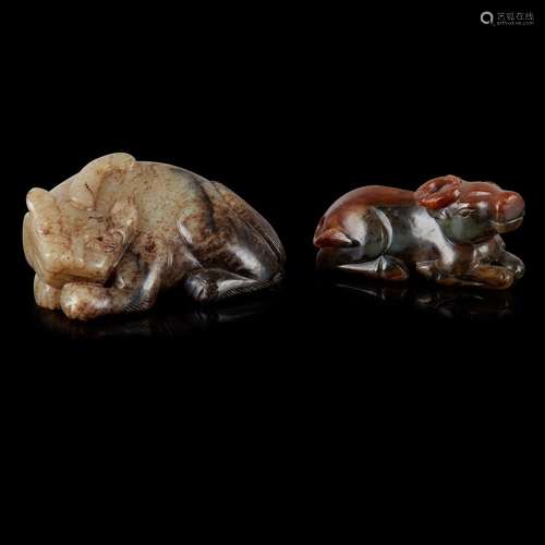 TWO JADE ANIMAL CARVINGS QING DYNASTY, 19TH CENTURY