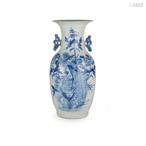 LARGE BLUE AND WHITE 'PHOENIX' VASE LATE QING DYNASTY-REPUBL...