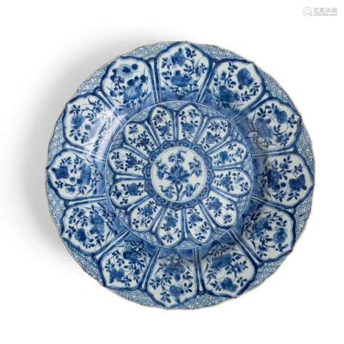 BLUE AND WHITE 'FLOWER' FOLIATE CHARGER QING DYNASTY, KANGXI...