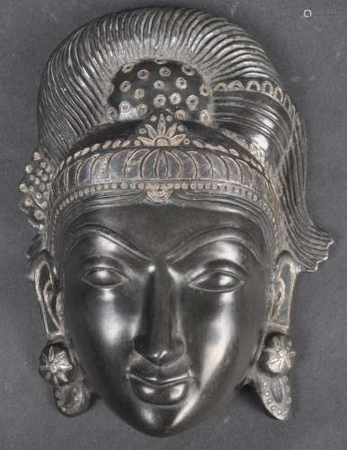 EARLY 20TH CENTURY CHINESE SINO-TIBETAN BRONZE MASK