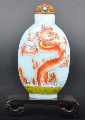 EARLY 20TH CENTURY CHINESE DRAGON SNUFF BOTTLE