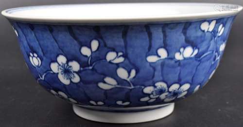 19TH CENTURY CHINESE KANGXI MARK PRUNUS BOWL