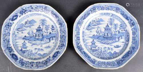 PAIR OF 18TH CENTURY CHINESE BLUE & WHITE PORCELAIN PLAT...