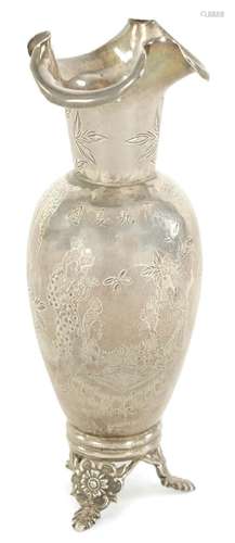 A 19TH CENTURY CHINESE SILVER ENGRAVED VASE