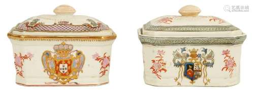 A PAIR OF 18TH CENTURY CHINESE EXPORT LIDDED RECTANGULAR TUR...