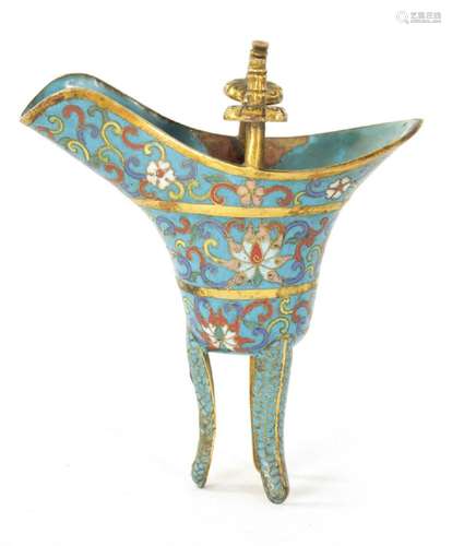 AN 18TH CENTURY CHINESE CLOISONN CUP