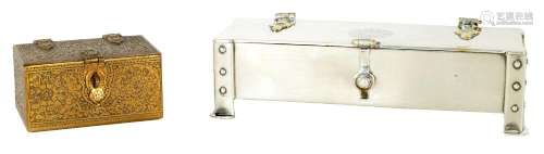 A 20TH CENTURY SILVER PLATED LIDDED DRESSING TABLE BOX TOGET...