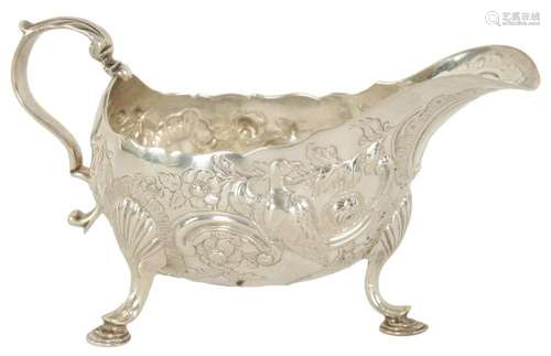 A GEORGIAN IRISH SILVER SAUCE BOAT