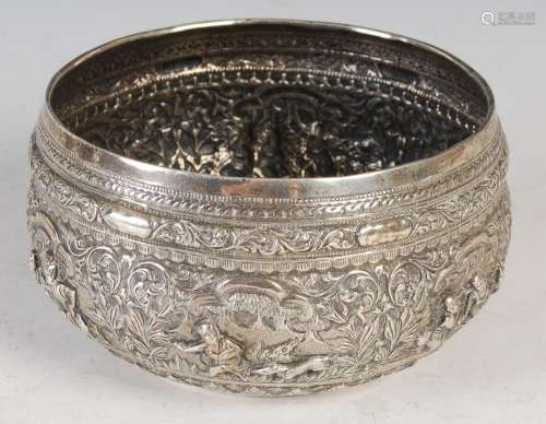 A late 19th/ early 20th century Indian silver bowl, with emb...