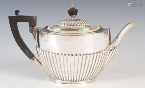 A Victorian silver teapot, Sheffield, 1897, makers mark of `...