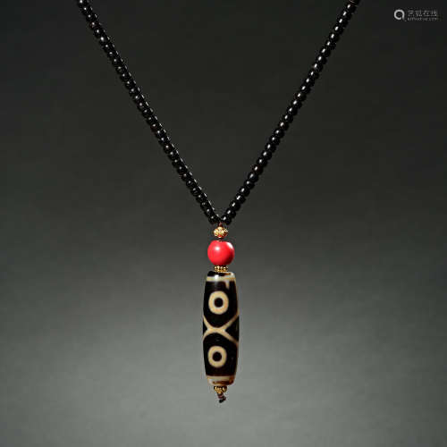Chinese Qing  agate  dzi beads