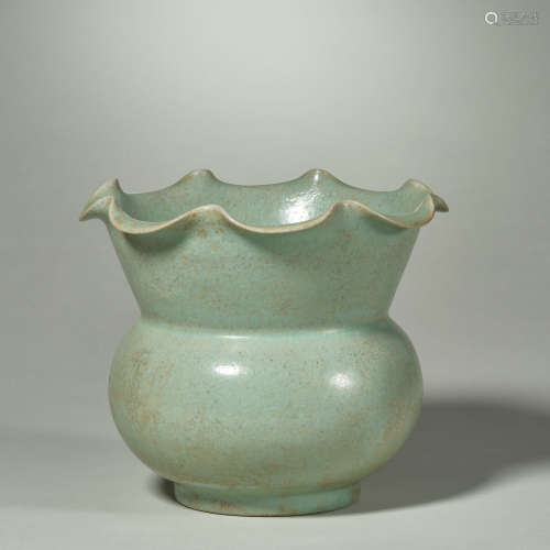 China Qing Porcelain Jar