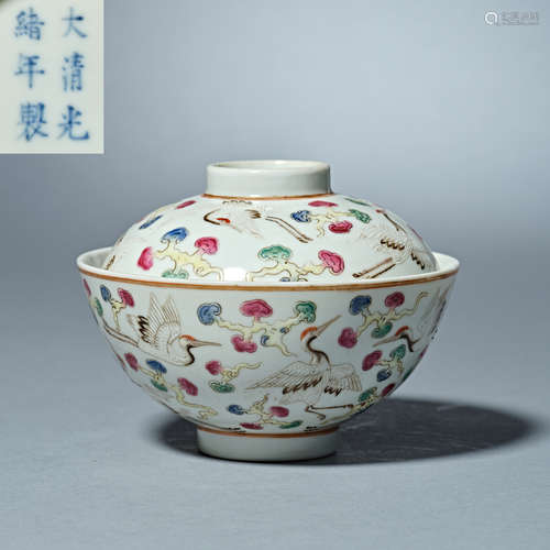 China Qing Dynasty Guangxu pastel porcelain tea bowl