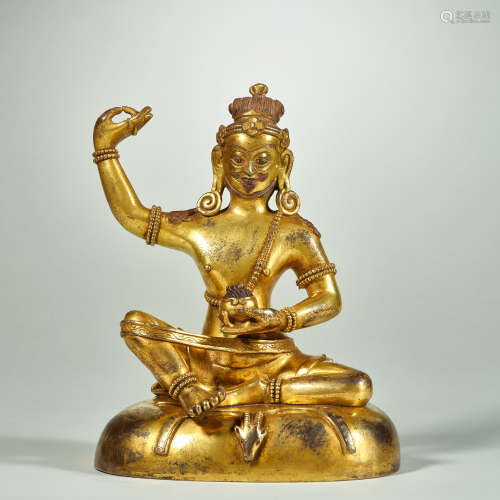 Chinese Qing Dynasty gilt bronze Buddha statue