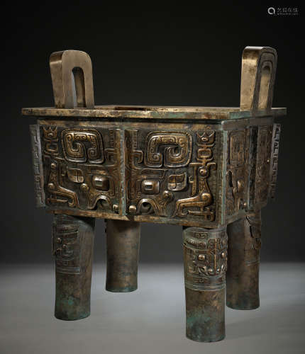 Chinese Western Zhou Dynasty bronze tripod